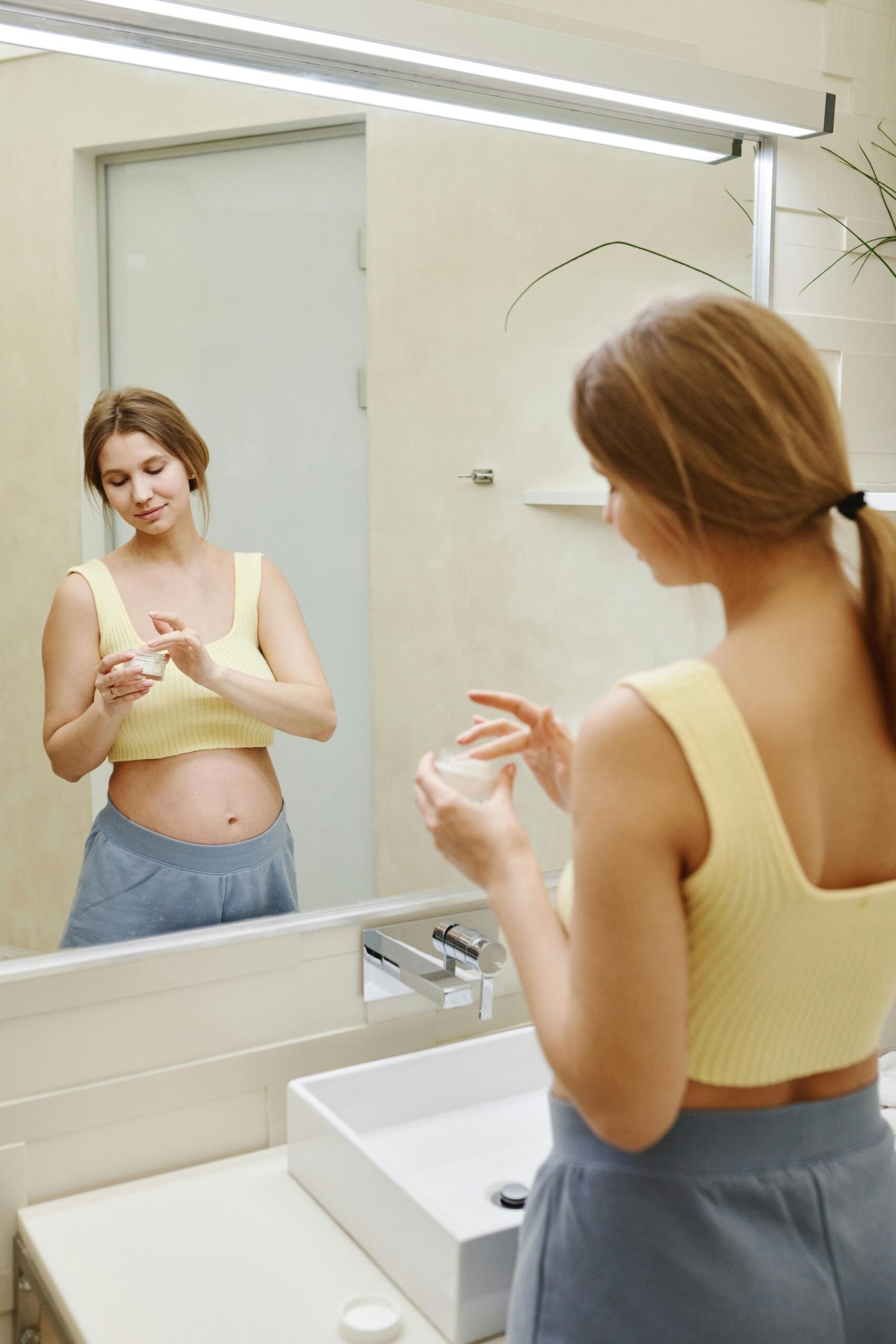 Safe Skincare During Pregnancy and Nursing Period: Must-Know Tips for Expecting and Nursing Moms